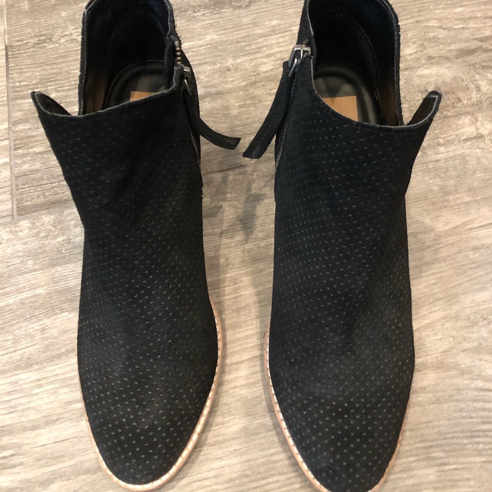 Dolce vita black suede booties 9
